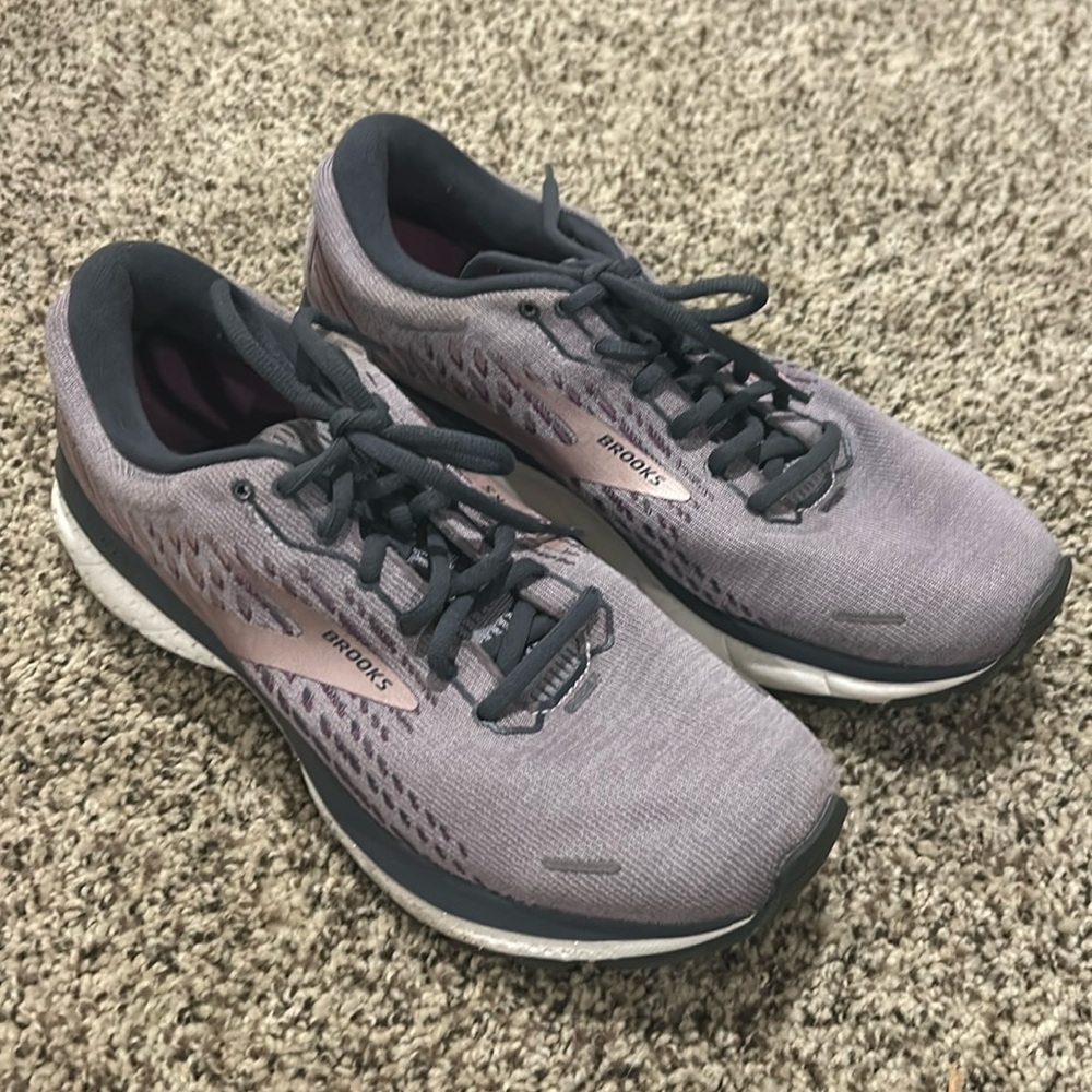 Brooks Ghost 13 Cushion Neutral Running Violet Sneakers